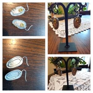 Earrings as shown,silver color